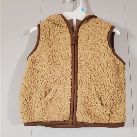 Carter’s Sherpa Teddy Bear Vest Sz 6M - Picture 7 of 7